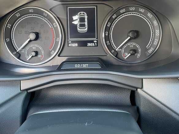 2021 Skoda Rapid II, синий, 1750000 рублей - вид 5