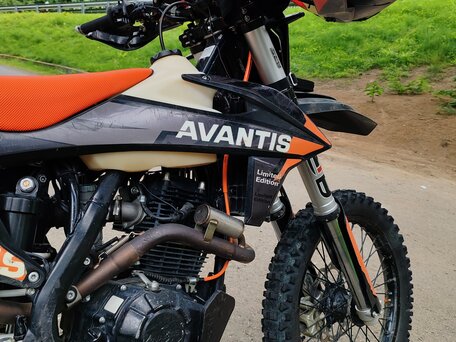 2022 Avantis Enduro 250 Pro/Carb, чёрный, 108500 рублей, вид 1