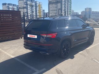 2019 Skoda Kodiaq RS I, чёрный, 3750000 рублей, вид 4