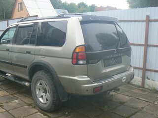 2000 Mitsubishi Montero Sport I, бежевый, 650000 рублей, вид 2