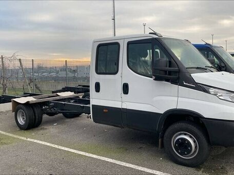 2026 Iveco Daily, белый, 9800000 рублей, вид 2