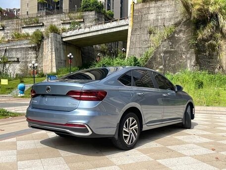 2022 Volkswagen Lavida III Рестайлинг, голубой, 1710000 рублей, вид 4