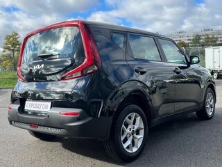 2022 Kia Soul III, чёрный, 1935000 рублей, вид 4
