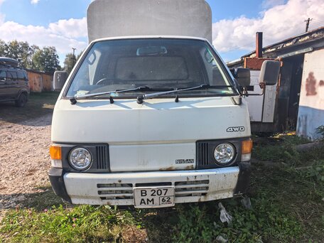 1994 Nissan Vanette Truck, белый, 520000 рублей, вид 1