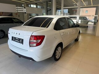 2023 Lada (ВАЗ) Granta I Рестайлинг, белый, 585000 рублей, вид 4