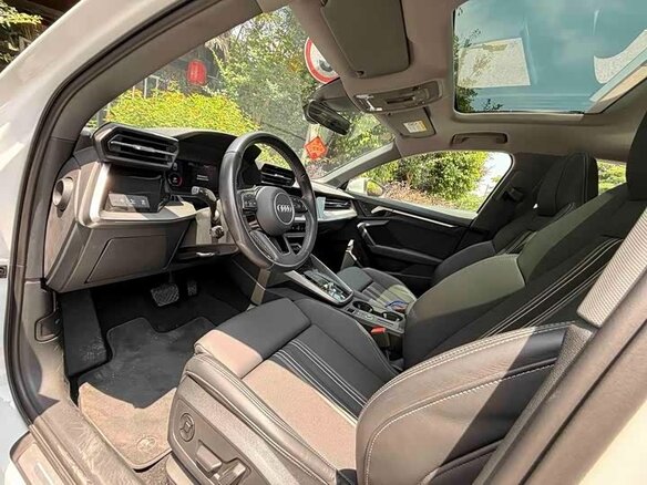 2022 Audi A3 35 TFSI Long IV (8Y), белый, 1900000 рублей - вид 5