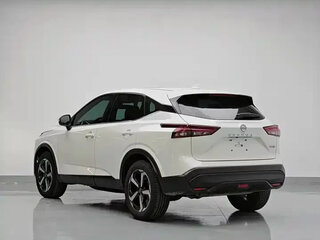 2023 Nissan Qashqai III, белый, 1980000 рублей, вид 4