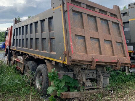 2021 Sinotruk Howo ZZ3407, красный, 2754525 рублей, вид 5