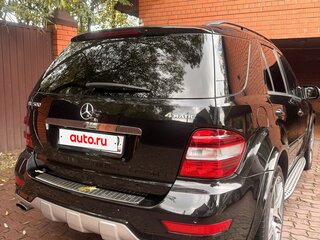 2008 Mercedes-Benz M-Класс 550 II (W164) Рестайлинг, чёрный, 2100000 рублей, вид 5
