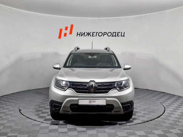 2021 Renault Duster II, серебристый - вид 2
