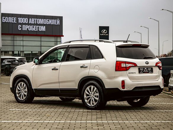 2019 Kia Sorento II Рестайлинг, белый - вид 3