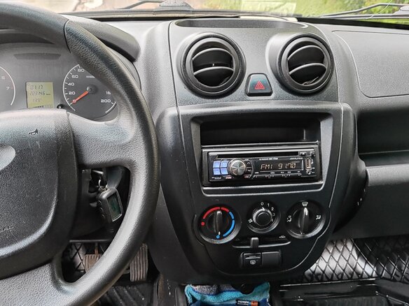 2013 Lada (ВАЗ) Granta I, серый, 285000 рублей - вид 8