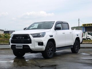 2023 Toyota Hilux VIII Рестайлинг 2, белый, 4680000 рублей, вид 3