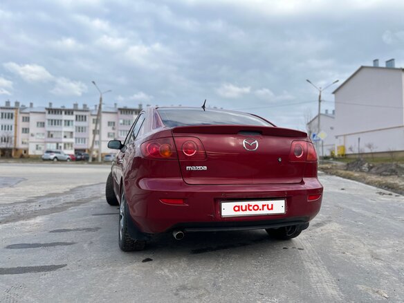 2005 Mazda 3 I (BK), красный, 460000 рублей - вид 7