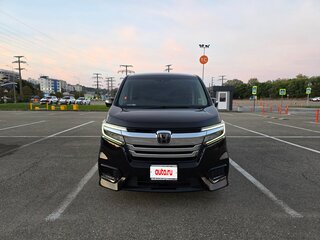 2018 Honda Stepwgn Spada V Рестайлинг, чёрный, 2300000 рублей, вид 2