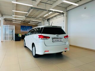 2010 Toyota Wish II, белый, 1399000 рублей, вид 4