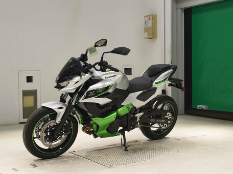 2025 Kawasaki Z7, серый, 800000 рублей, вид 4