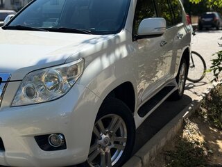 2011 Toyota Land Cruiser Prado 150 Series, белый, 2700000 рублей, вид 1