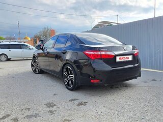 2013 Toyota Corolla XI (E160, E170, E180), чёрный, 950000 рублей, вид 3