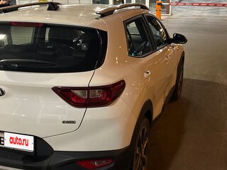 2019 Kia Stonic I, белый, 1225000 рублей, вид 5