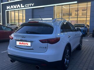 2012 Infiniti FX50 II (S51) Рестайлинг, белый, 1949000 рублей, вид 5