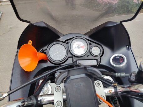 1997 Yamaha TDM850, золотистый, 190000 рублей, вид 5