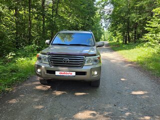 2012 Toyota Land Cruiser 200 Series Рестайлинг 1, золотистый, 3800000 рублей, вид 3