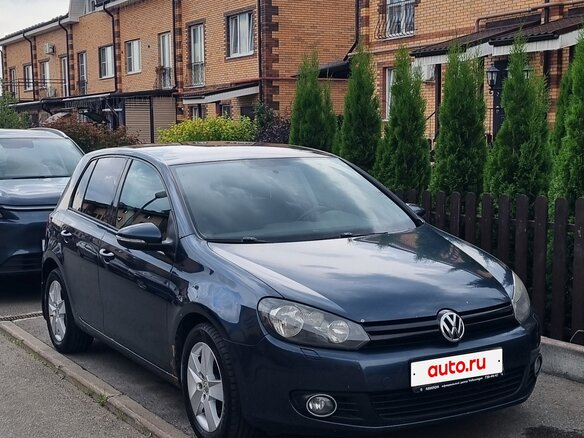 2010 Volkswagen Golf VI, серый
