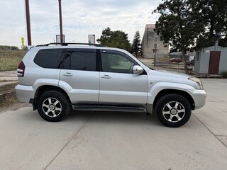 2006 Toyota Land Cruiser Prado 120 Series, серебристый, 1600000 рублей, вид 3
