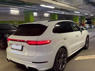 2018 Porsche Cayenne III, белый, 6650000 рублей, вид 4