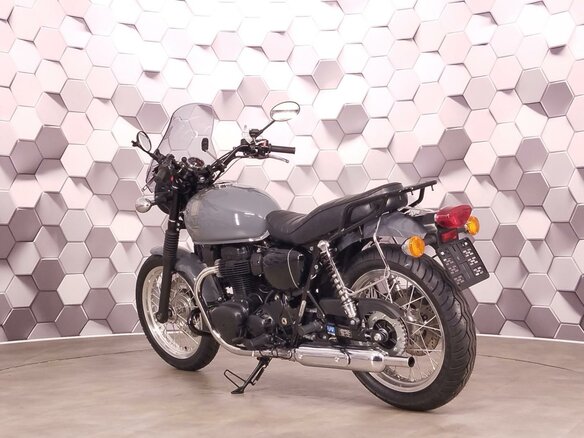 2023 Kawasaki W 800, серый, 769000 рублей - вид 7
