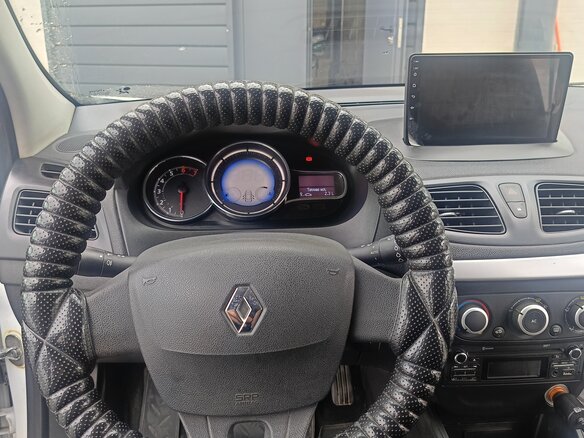 2013 Renault Fluence I Рестайлинг, белый, 640000 рублей - вид 8