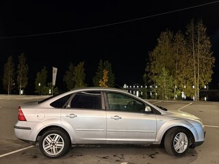 2005 Ford Focus II, серебристый, 330000 рублей, вид 4