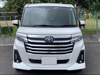 2022 Toyota Roomy I Рестайлинг, белый, 980000 рублей, вид 2