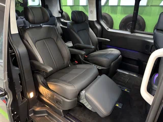 2025 Hyundai Staria I, чёрный, 10190000 рублей, вид 2