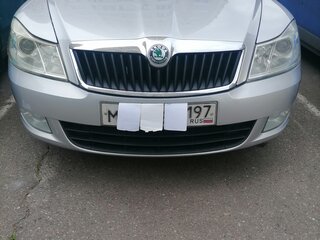 2010 Skoda Octavia II (A5) Рестайлинг, серый, 650000 рублей, вид 2