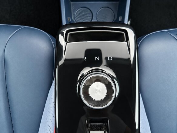 2025 Geely Geometry E 39.4 kWh, зелёный, 1335000 рублей - вид 16