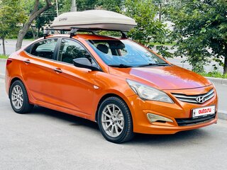 2015 Hyundai Solaris I Рестайлинг, оранжевый, 499000 рублей, вид 4