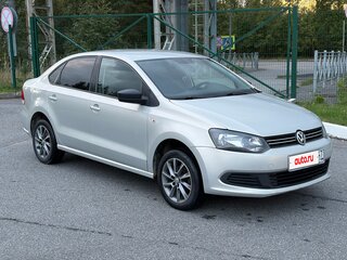 2013 Volkswagen Polo V, серебристый, 720000 рублей, вид 2