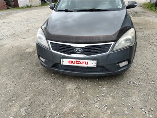 2010 Kia Ceed I Рестайлинг, серебристый, 650000 рублей, вид 1