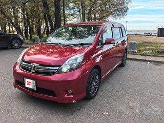 2012 Toyota ISis I Рестайлинг, красный, 1300000 рублей, вид 1