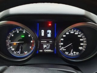 2016 Toyota Land Cruiser Prado 6-speed 150 Series Рестайлинг 1, чёрный, 4390000 рублей, вид 3