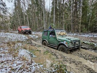 1983 Suzuki Samurai, зелёный, 500000 рублей, вид 2