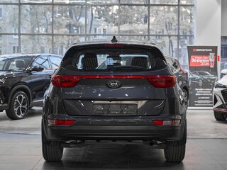 2017 Kia Sportage IV, серый, 1799000 рублей, вид 5