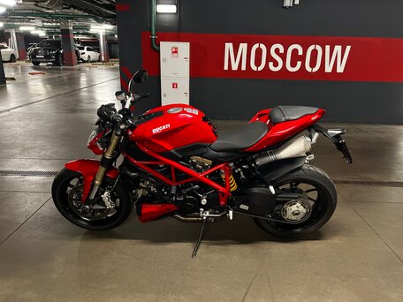 2012 Ducati Streetfighter, красный, 750000 рублей, вид 5