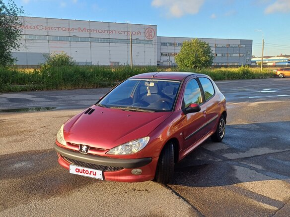 2004 Peugeot 206, красный, 240000 рублей