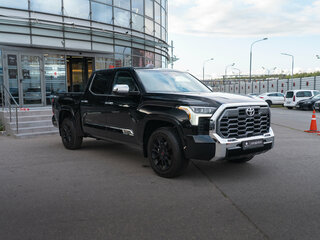 2025 Toyota Tundra Crew Max CrewMax III, чёрный, 9050000 рублей, вид 2