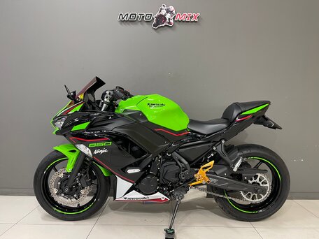 2022 Kawasaki Ninja 650, зелёный, 810000 рублей, вид 2