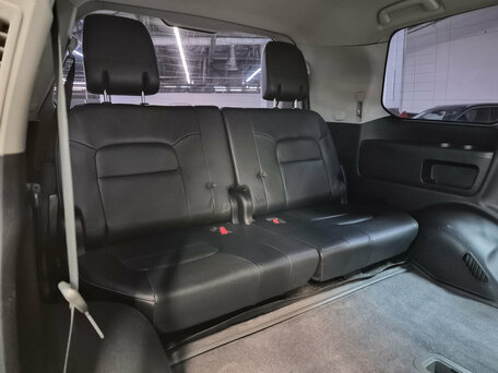 2012 Toyota Land Cruiser 200 Series Рестайлинг 1, белый, 2879000 рублей, вид 5