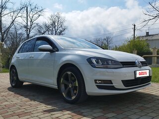 2015 Volkswagen Golf VII, белый, 1390000 рублей, вид 4